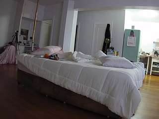 voyeurcam-celticiron-01