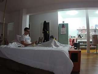 voyeurcam-CelticIRON-01