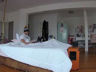 voyeurcam-celticiron-01