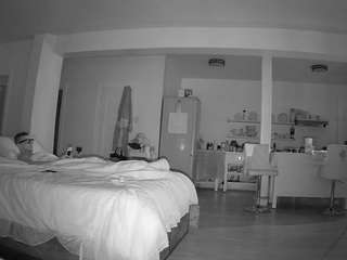 voyeurcam-CelticIRON-01