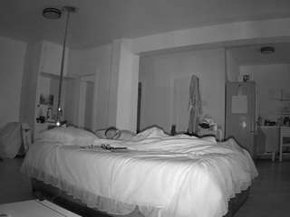 voyeurcam-CelticIRON-01