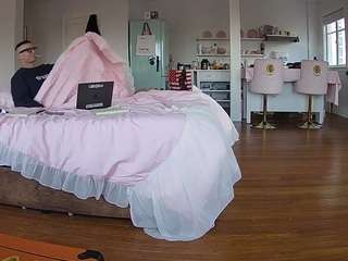 voyeurcam-celticiron-01