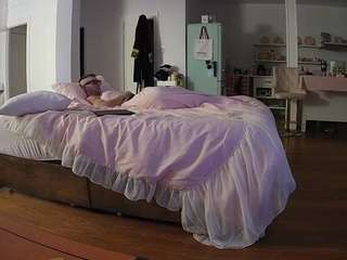 voyeurcam-celticiron-01