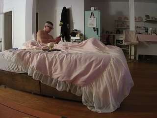 voyeurcam-CelticIRON-01