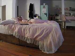 voyeurcam-celticiron-01