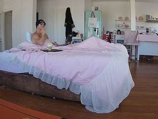 voyeurcam-CelticIRON-01