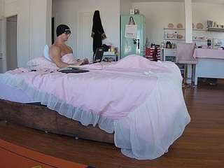 voyeurcam-celticiron-01