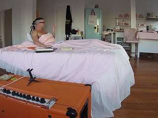 voyeurcam-celticiron-01