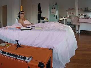 voyeurcam-celticiron-01