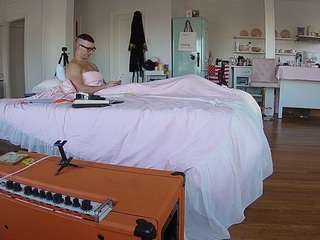 voyeurcam-celticiron-01