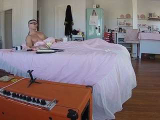 voyeurcam-celticiron-01