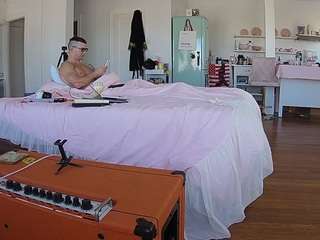 voyeurcam-celticiron-01