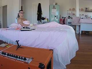 voyeurcam-celticiron-01