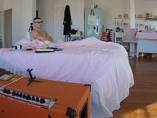 voyeurcam-celticiron-01