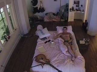 voyeurcam-celticiron-01