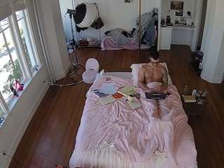 voyeurcam-celticiron-01