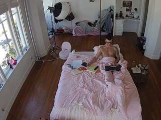 voyeurcam-celticiron-01