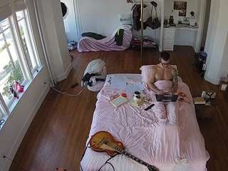 voyeurcam-celticiron-01