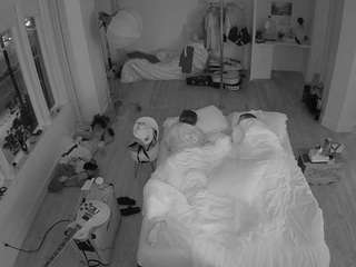 voyeurcam-celticiron-01