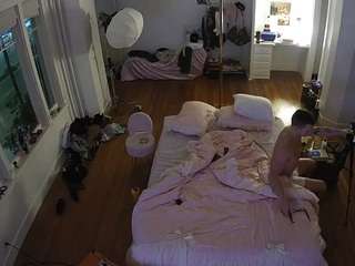 le modèle voyeurcam-celticiron-01 est en webcam porno dans un show sur le site camsoda, il possède les tags suivants: black hair,blowjob,cock rating,green eyes,muscular,no drinking,no smoking,orgasm,tattoos,hd