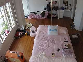 le modèle voyeurcam-celticiron-01 est en webcam porno dans un show sur le site camsoda, il possède les tags suivants: black hair,blowjob,cock rating,green eyes,muscular,no drinking,no smoking,orgasm,tattoos,hd