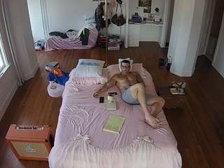 voyeurcam-celticiron-01