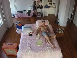 voyeurcam-celticiron-01