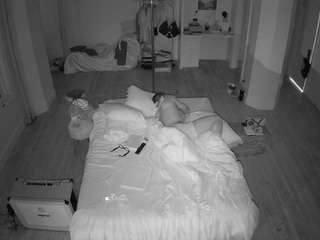 voyeurcam-celticiron-01