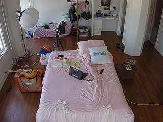 voyeurcam-celticiron-01