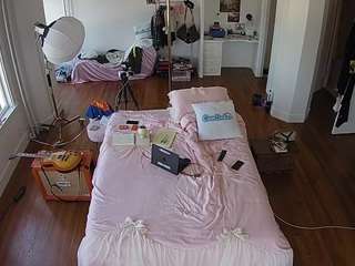 voyeurcam-CelticIRON-01