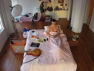 voyeurcam-celticiron-01