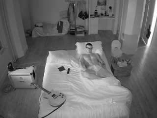 voyeurcam-celticiron-01