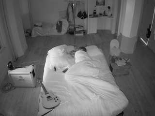 voyeurcam-celticiron-01