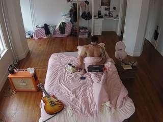 voyeurcam-celticiron-01