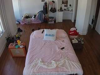 voyeurcam-CelticIRON-01