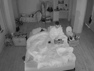 voyeurcam-celticiron-01