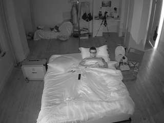 voyeurcam-celticiron-01