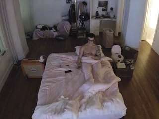 voyeurcam-celticiron-01