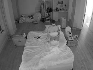 voyeurcam-CelticIRON-01