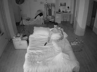 voyeurcam-celticiron-01