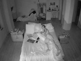 voyeurcam-celticiron-01