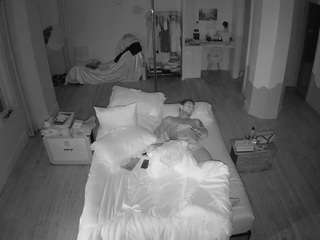 voyeurcam-celticiron-01