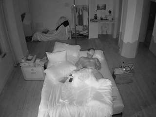 voyeurcam-celticiron-01