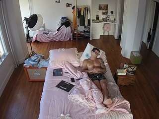 voyeurcam-celticiron-01