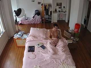 voyeurcam-celticiron-01