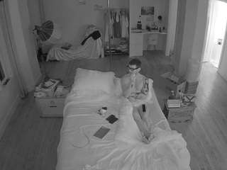 voyeurcam-celticiron-01