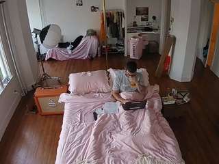 voyeurcam-CelticIRON-01