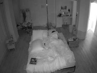 voyeurcam-celticiron-01