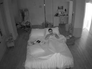 voyeurcam-celticiron-01's CamSoda show and profile