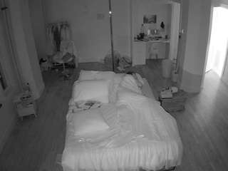 voyeurcam-celticiron-01